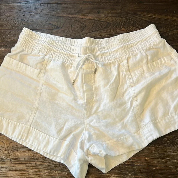 Athleta Cabo White Linen Shorts Women’s Size 20 Relaxed Fit Summer Casual - Picture 4 of 8